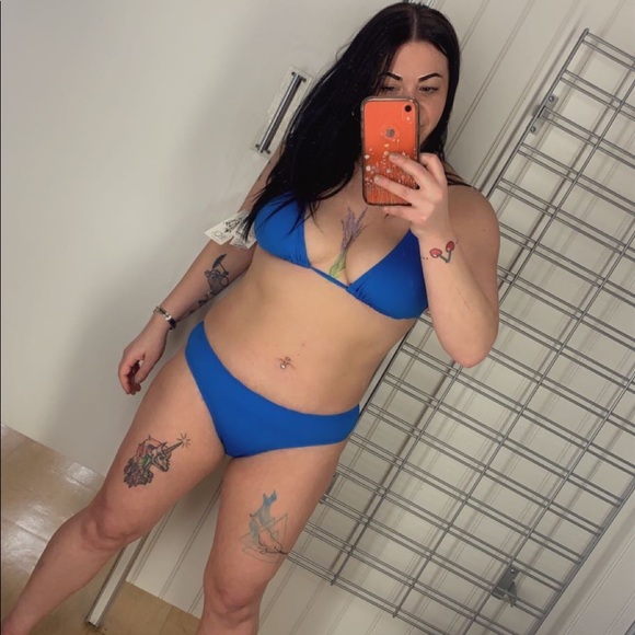 Meet your Posher, Laura - Picture 5 of 8